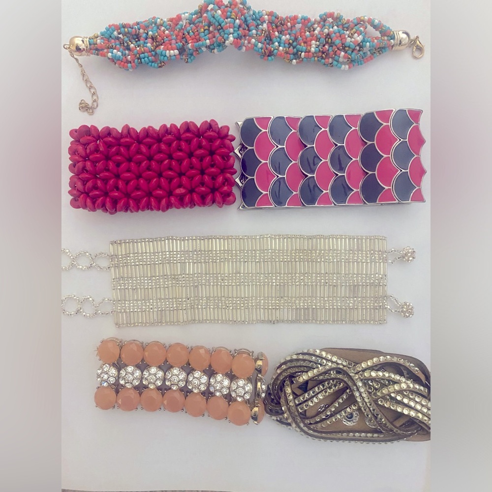Lot of 6 bracelets